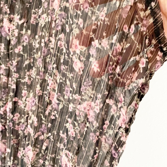 Vintage Floral Dress - Picture 9 of 13